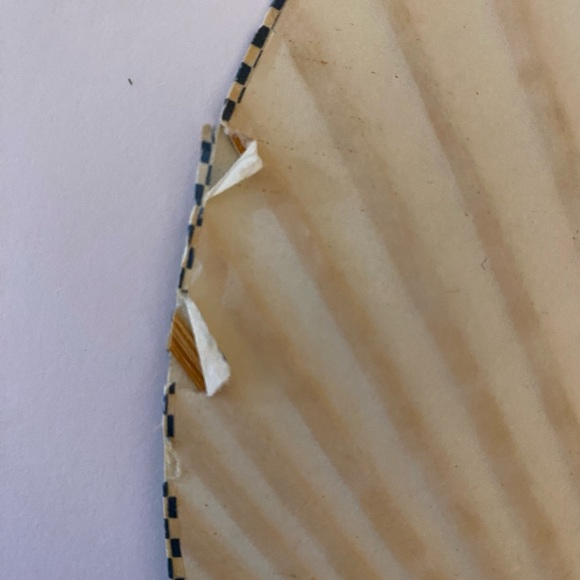 Geisha & Peacock Feather Themed Hand Fans - Picture 5 of 16